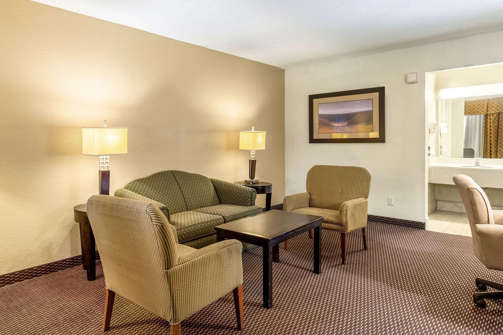 Mesilla Valley Days Inn & Suites ラスクルーセス エクステリア 写真
