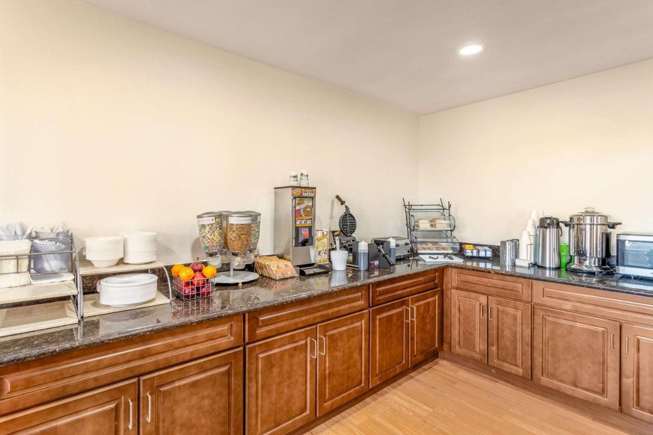 Mesilla Valley Days Inn & Suites ラスクルーセス エクステリア 写真