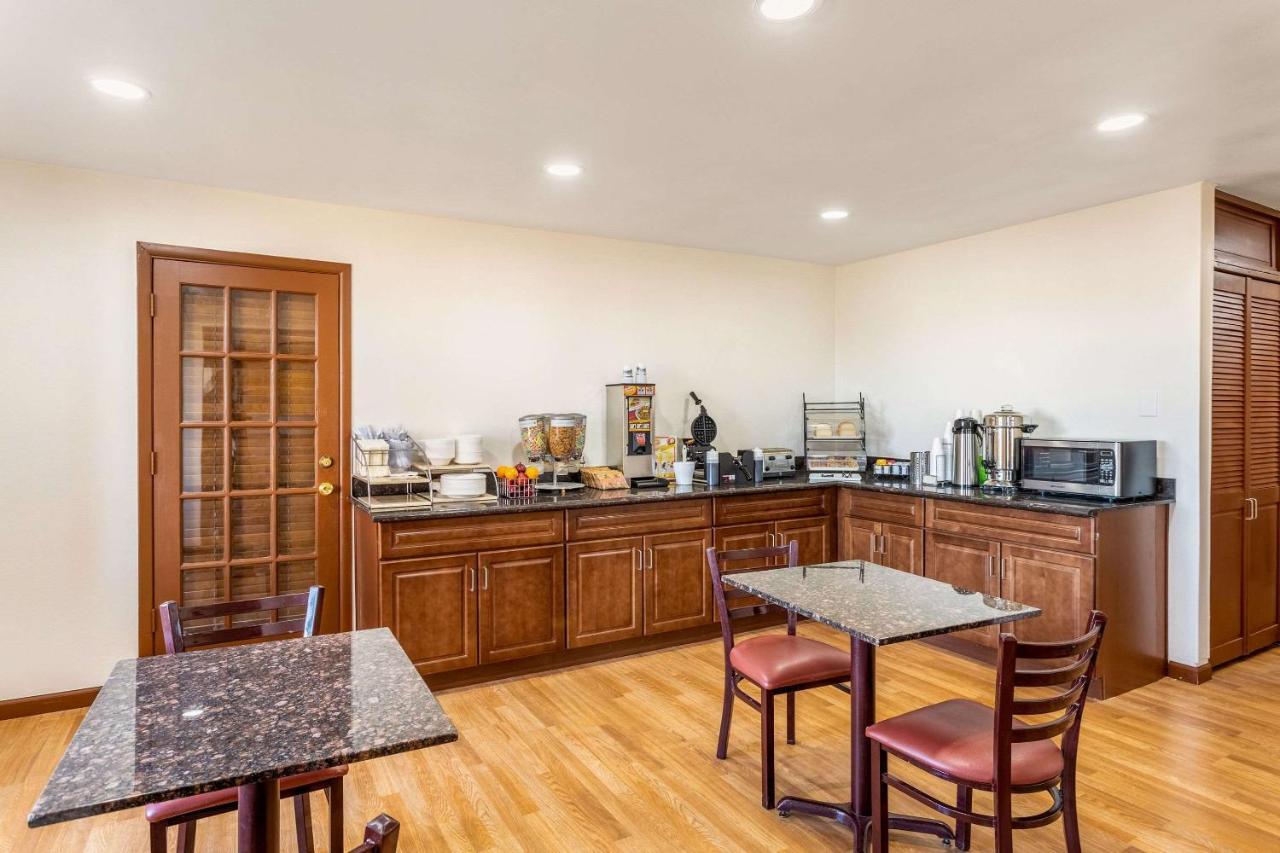 Mesilla Valley Days Inn & Suites ラスクルーセス エクステリア 写真